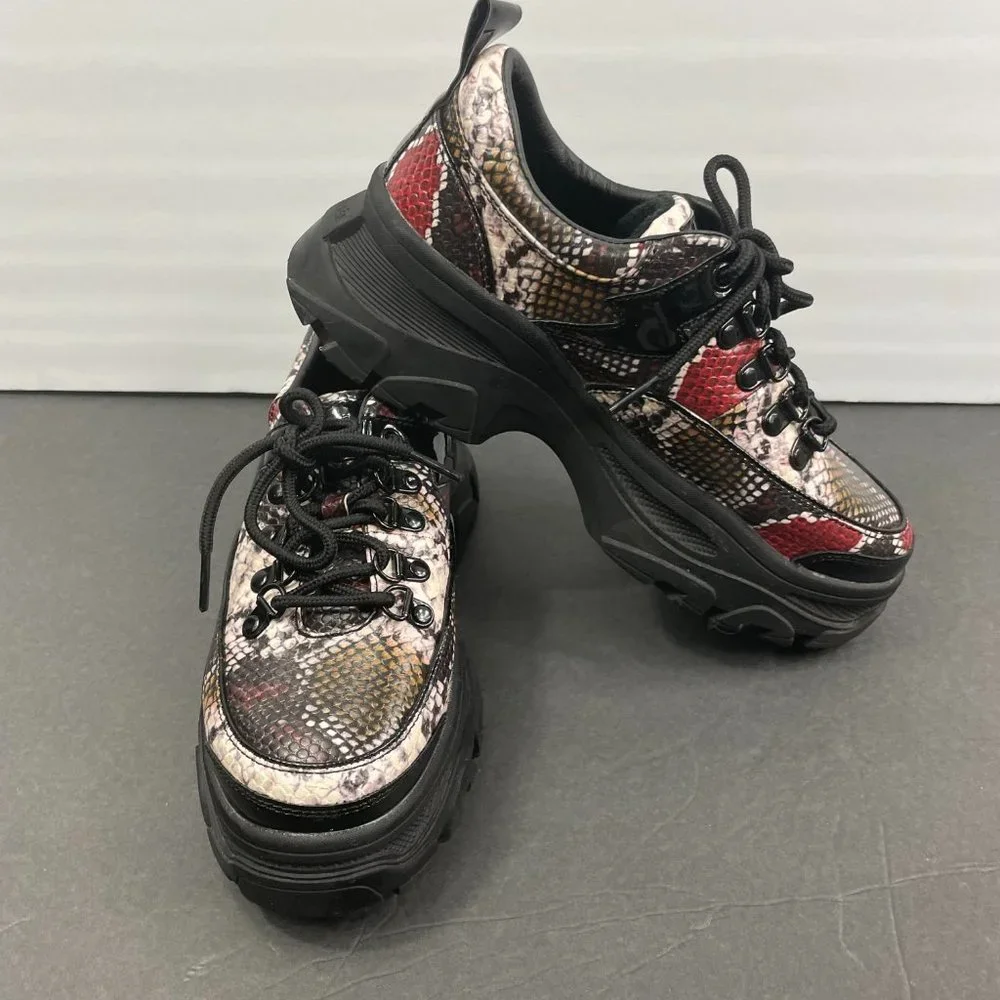 Skechers chunky platform